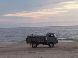 Ciężarówka na plaży
