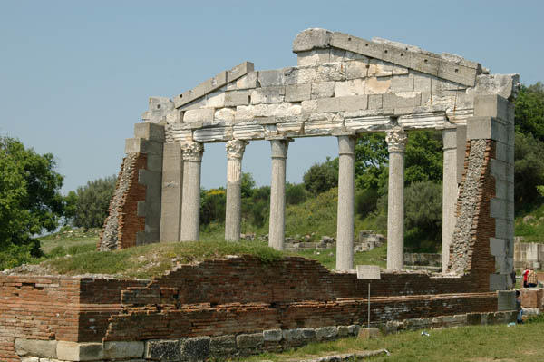 Apolonia (3)