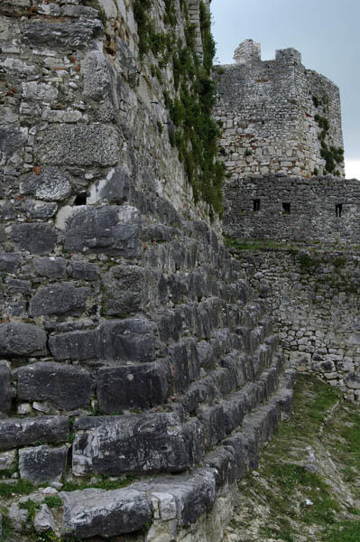 Berat (58)