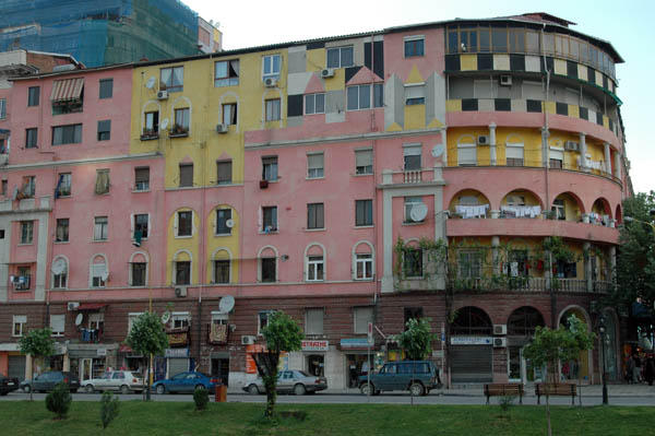 Tirana (51)