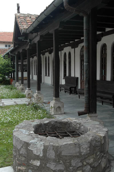 3   Skopje (27)
