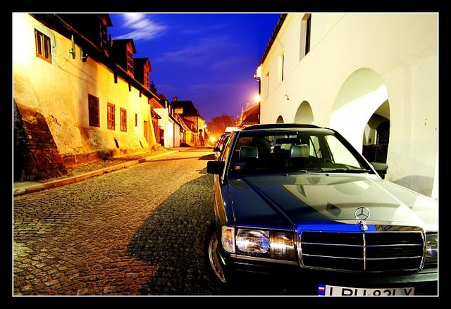 Mercedes Benz