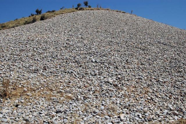 Droga na Nemrut   Karakus Tumulus (3)