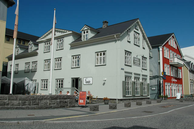 DSC 9933