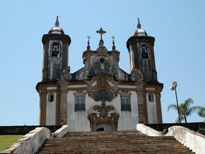 Ouro preto (50)