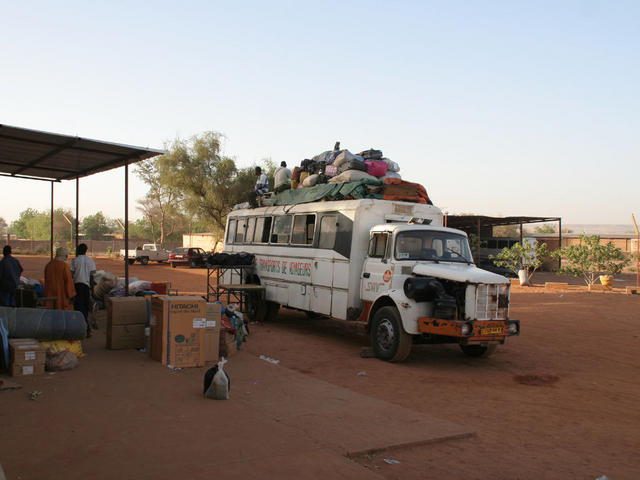 Autobus międzynarodowy Niamey-Gao