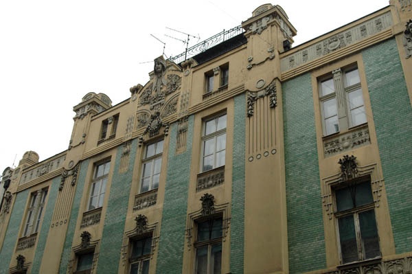2 belgrad  77 