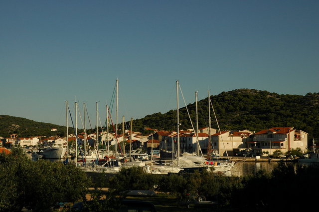 Jezera port