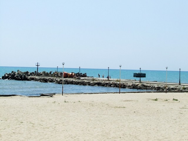 Kavarna - widok z plaży