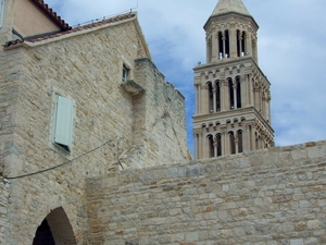 Wieża katedry Św. Dujama