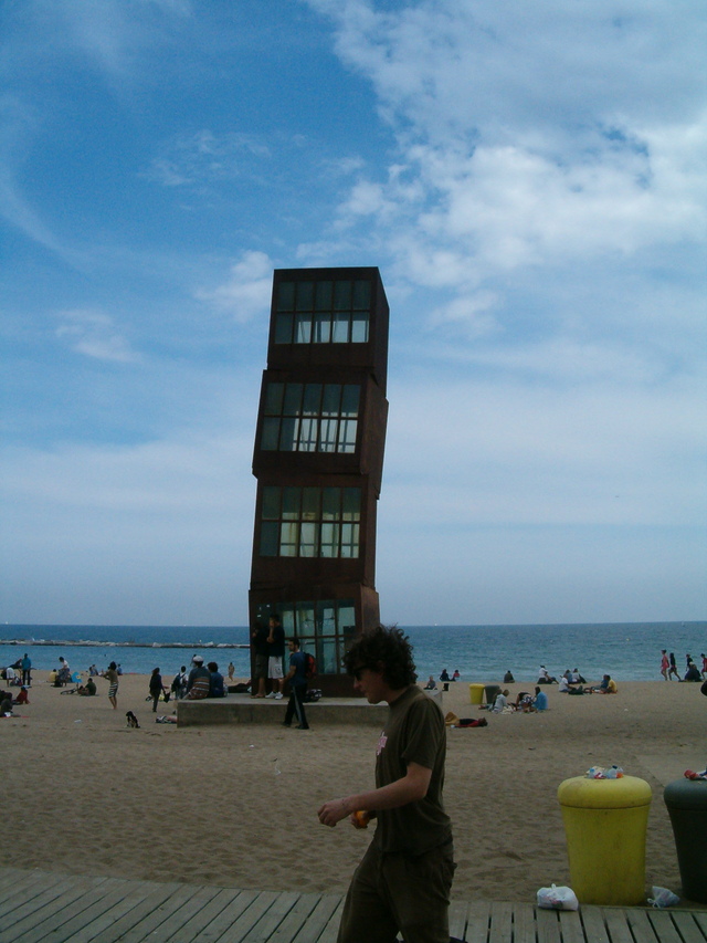 rzeźba na plaży