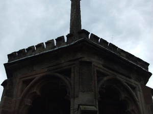 Hereford... Krzyż modlitewny przy Black Frias Monastery...