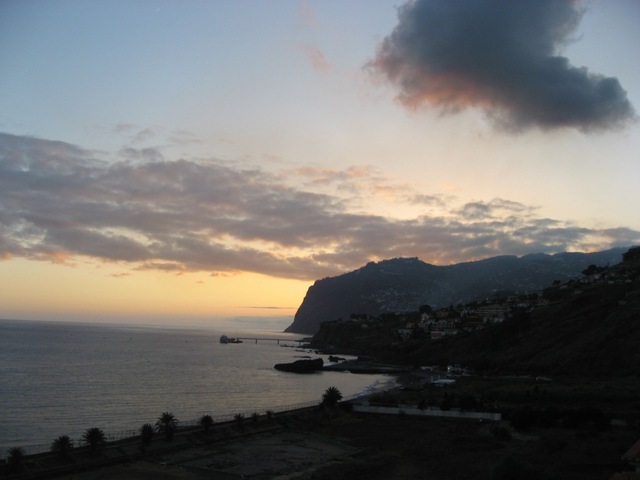 Klif widoczny z zachodniej strony Funchal