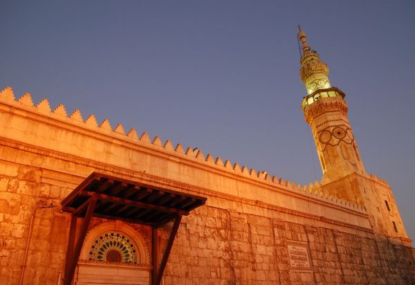 meczet ummajadów w ramadanowy wieczór