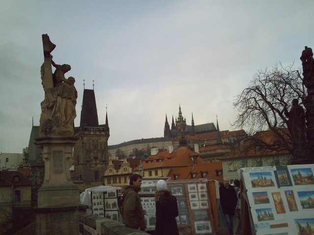 Praga - widok na Hradczany z mostu Karola