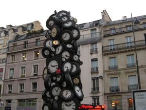 czas się zatrzymał przy Gare Saint-Lazare