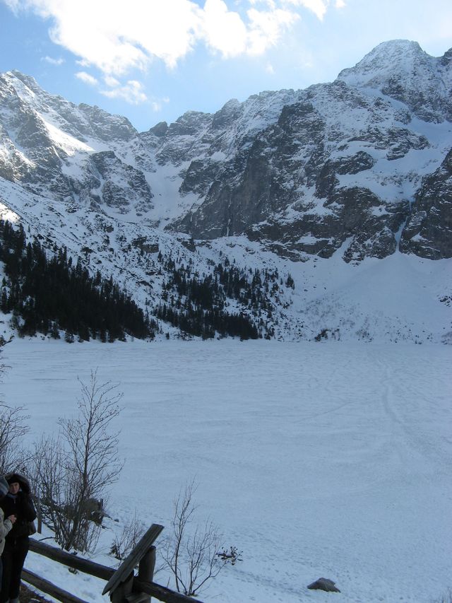 Morskie Oko zimą