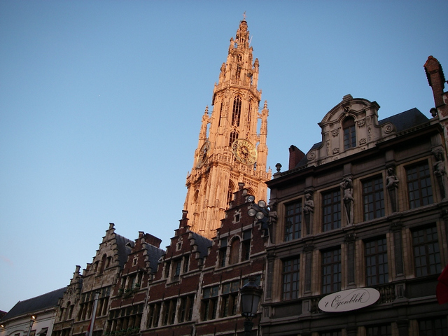 Antwerpia  [6325]