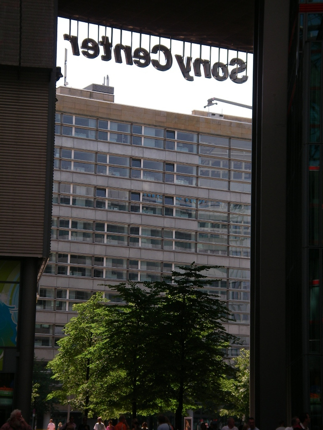 Sony Centre  [6949]