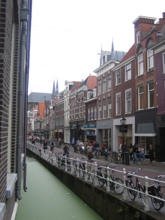 delft
