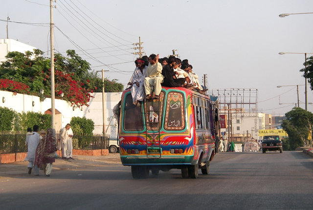 Wesoły autobus w Karachi 
