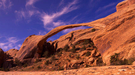 Landscape Arch - najdłuższy łuk skalny w Arches