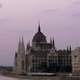 Budapeszt widok parlamentu nad Dunajem