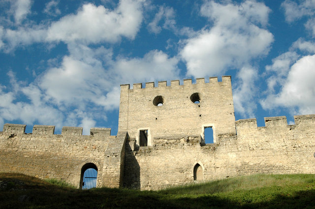 Szydłów   15  Mury obronne