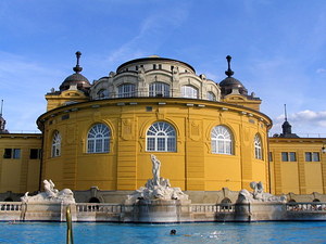 Budapeszt kąpielisko Szechenyi główny basen