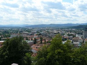Ljubljański Hrad widok na miasto z wieży 