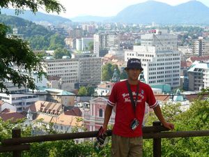 Ljubljański Hrad widok na miasto z wieży 