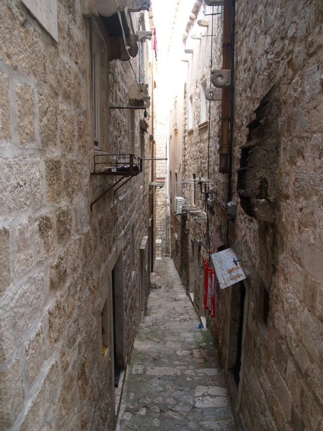 Puste uliczki Dubrovnika