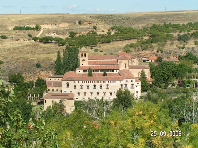 zabudowania klasztorne widziane z murów Alkazaru
