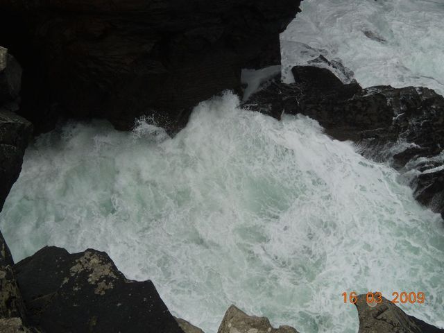 klify w Kilkee, IRLANDIA