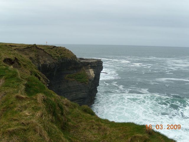 klify w Kilkee, IRLANDIAklify w Kilkee, IRLANDIA
