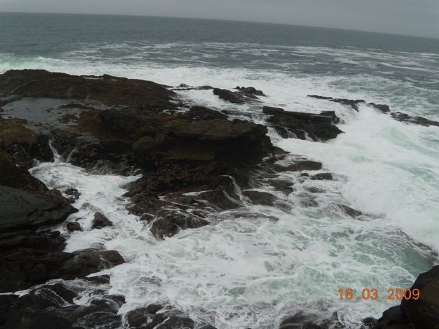 klify w Kilkee, IRLANDIA