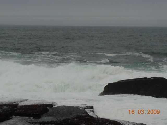 klify w Kilkee, IRLANDIA