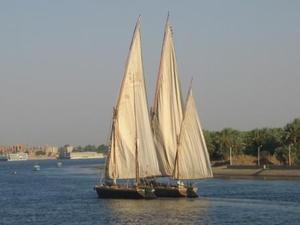 Nil koło Asuanu