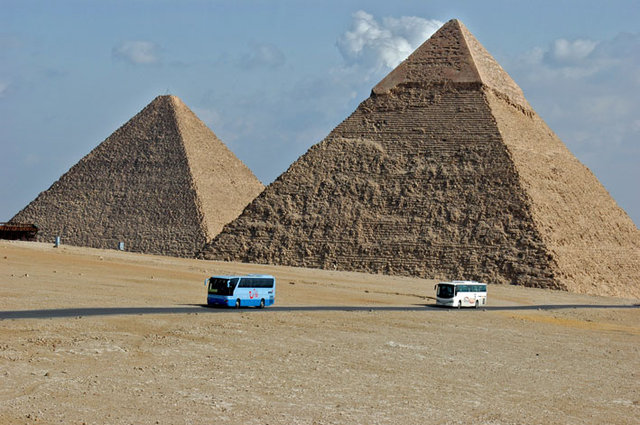 Giza,Piramidy