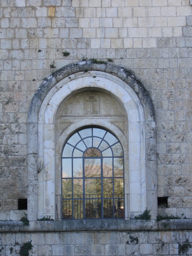 039 okno castello spagnolo