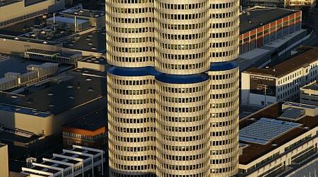 Monachium biurowiec BMW widok z góry
