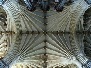 Exeter katedra skrzyżowanie nawy i transpetu