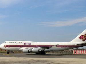 Rzym Fiumicino B747 linii Thai Airlines