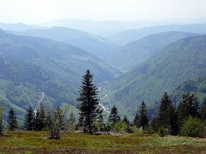 Feldberg widok z przełęczy pod szczytem