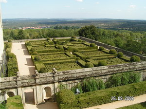 ogrodowe labirynty widziane z okien pałacu