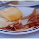 Lizbona przystawki, ser i jamon
