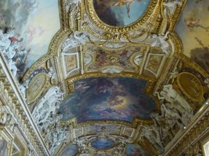 Luwr - sala Apollina