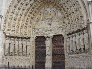 Portal główny katedry Notre Dame