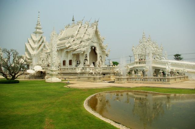 Chiang Rai - Biała Świątynia