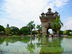 Vientiane - Łuk Triumfalny